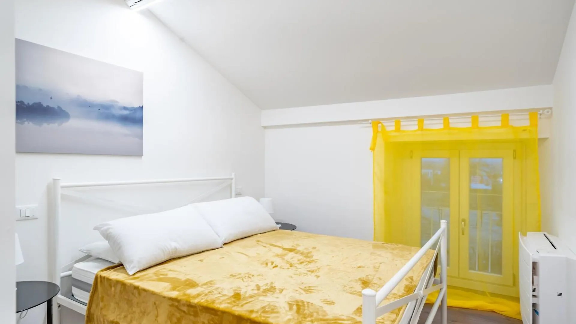 Appartamento Cascina Conicchio - Metro Station - By Host4U Brescia