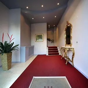 3* Hotell Cristallo