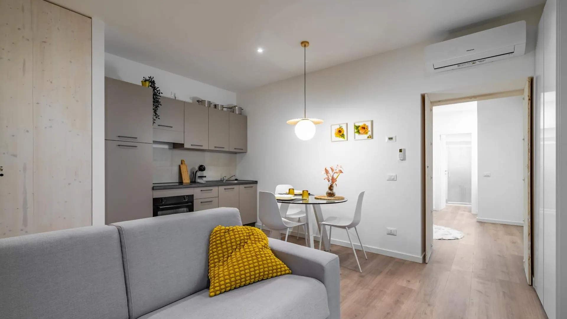 Cascina Conicchio - Metro Station - By Host4U Apartment Brescia
