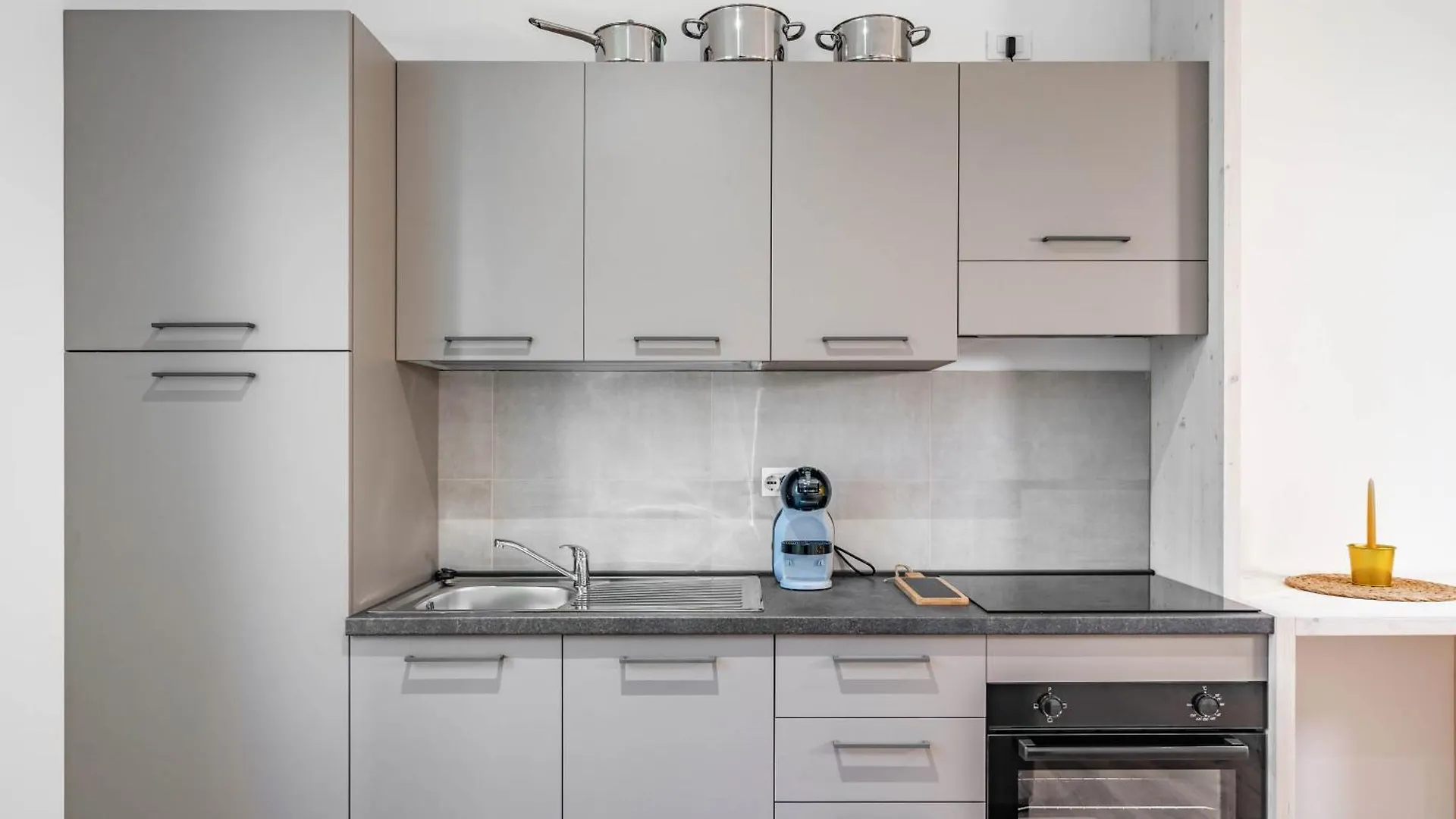 Cascina Conicchio - Metro Station - By Host4U Apartment Brescia Italy