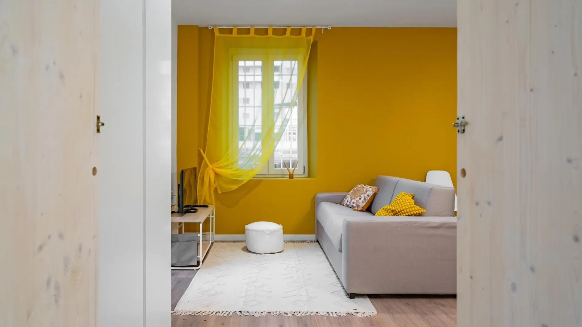 Cascina Conicchio - Metro Station - By Host4U Apartment Brescia