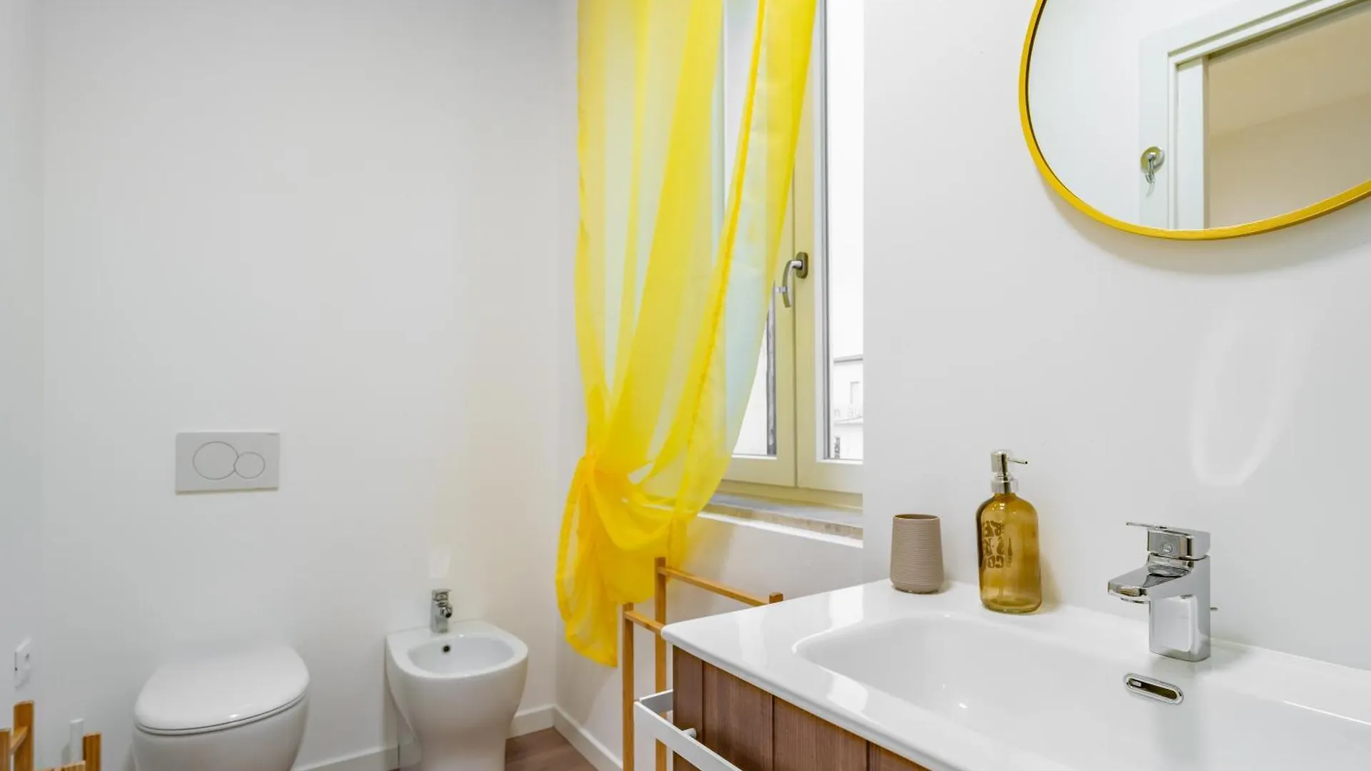 Cascina Conicchio - Metro Station - By Host4U Apartment Brescia