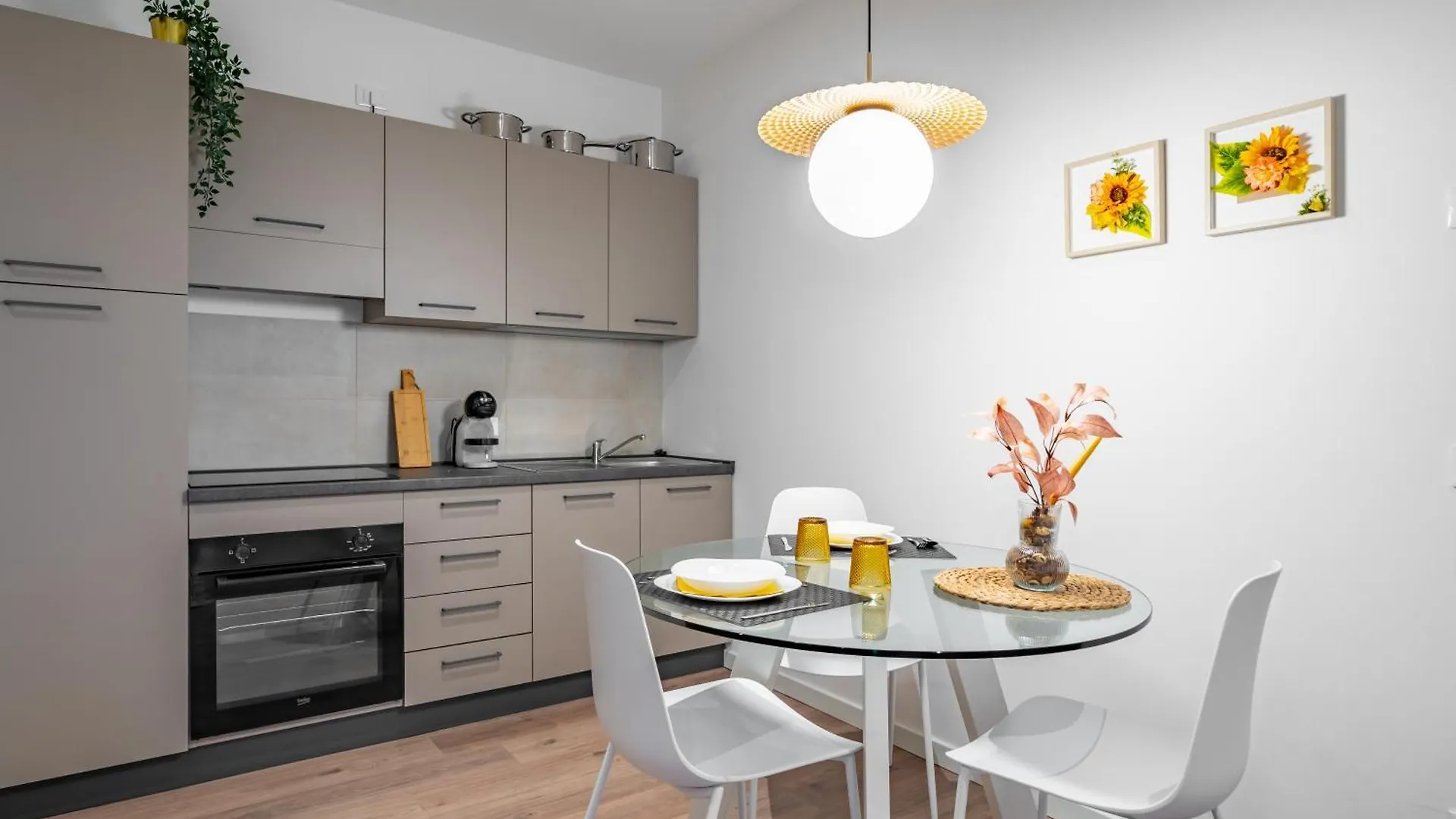 Cascina Conicchio - Metro Station - By Host4U Apartment Brescia 0*,