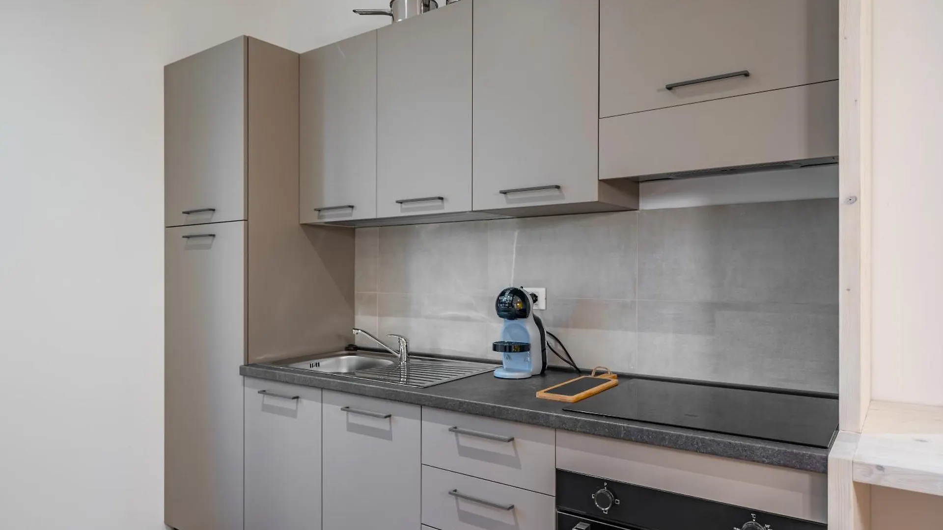 Cascina Conicchio - Metro Station - By Host4U Apartment Brescia Italy