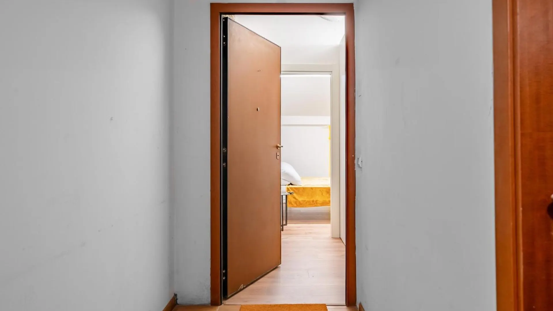 Cascina Conicchio - Metro Station - By Host4U Apartment Brescia